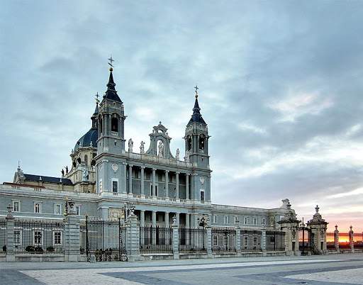 S.I. Catedral de Santa Maria la Real de la Almudena Madrid Madrid