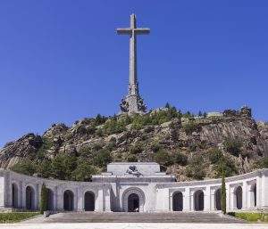 Basílica de la Santa Cruz del Valle de los Caídos (Benedictinos) (San Lorenzo de El Escorial)