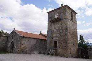Iglesia de San Salvador de Sobrado (A Pobra de Trives)