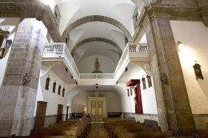 Igrexa das Orfas (Colegio Nuestra Señora de los Remedios) (Santiago de Compostela)