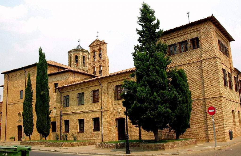 monasterio de santa cruz benedictinas sahagun