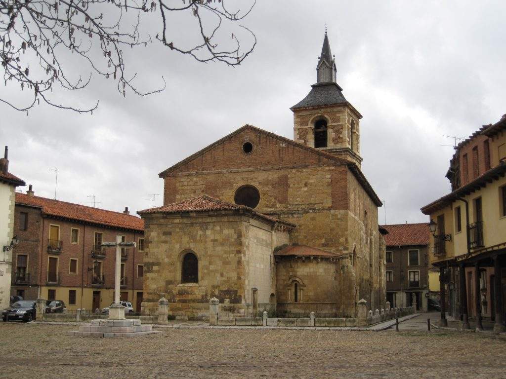 parroquia de nuestra senora del mercado leon