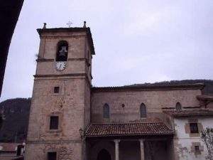 Parroquia de San Andrés Apóstol (Amescoa Baja)