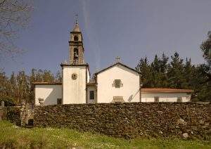 Parroquia de San Julián de Lardeiros (O Pino)