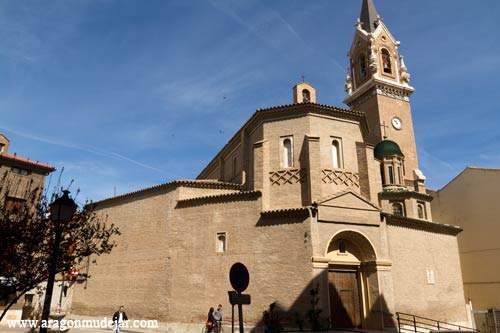 parroquia de san miguel arcangel fuentes de ebro