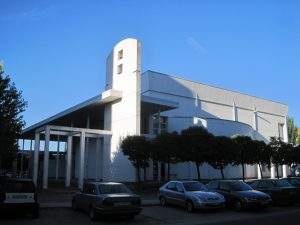 Parroquia de Santo Toribio de Mogrovejo (León)