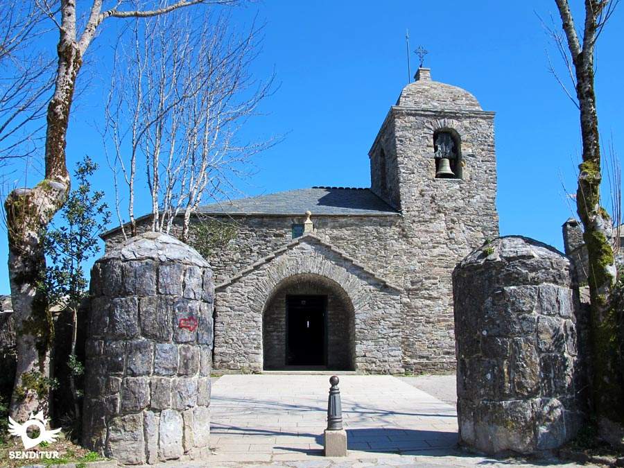 santuario de santa maria a real franciscanos pedrafita do cebreiro