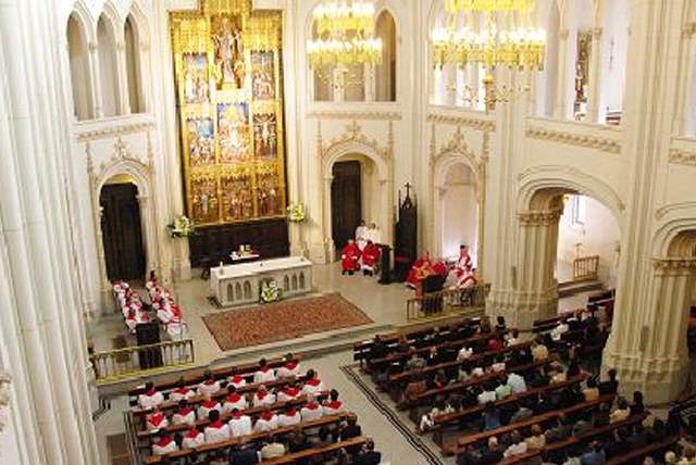 universidad pontificia de comillas capilla de cantoblanco madrid
